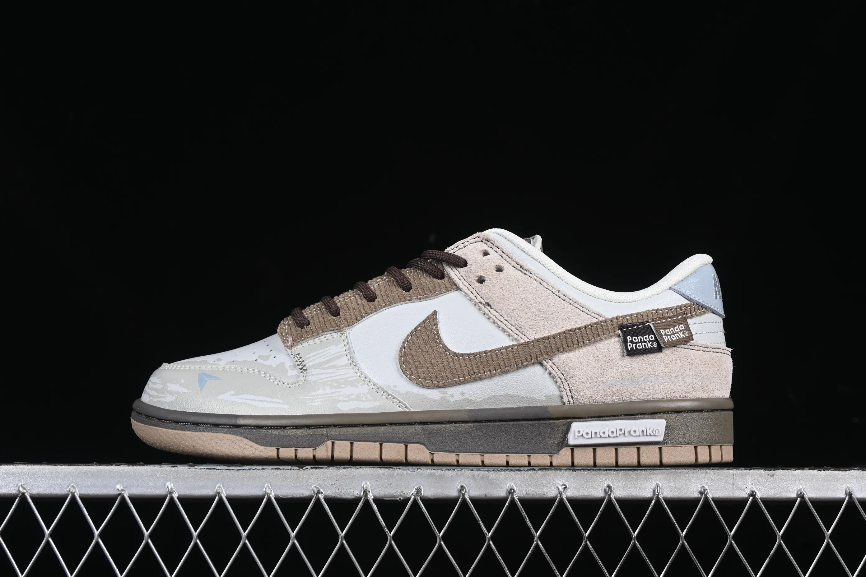 All Categories Nk SB Dunk Series Nk SB Dunk Low Low-top sneakers Nk Dunk Low Panda Prank Trailblazer Project Jupiter Black Gray Low-top casual sneakers HQ1175-240